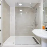 Stunning Renovated 2-bedroom In Golden Mile Lägenhet *