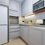 Lägenhet Stunning Renovated 2-bedroom In Golden Mile Marbella