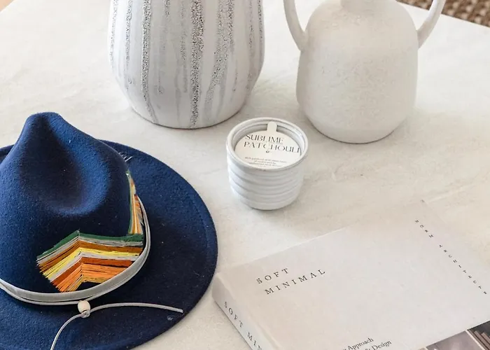 Stunning Renovated 2-bedroom In Golden Mile شقة ماربيا