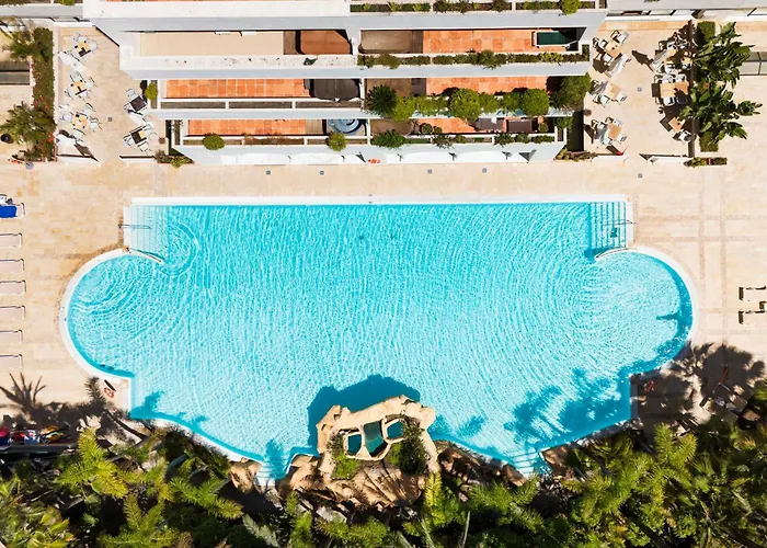 شقة Stunning Renovated 2-bedroom In Golden Mile *